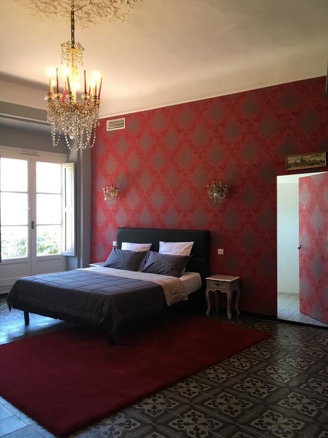 Pézenas Les Suites De Peyrat מראה חיצוני תמונה